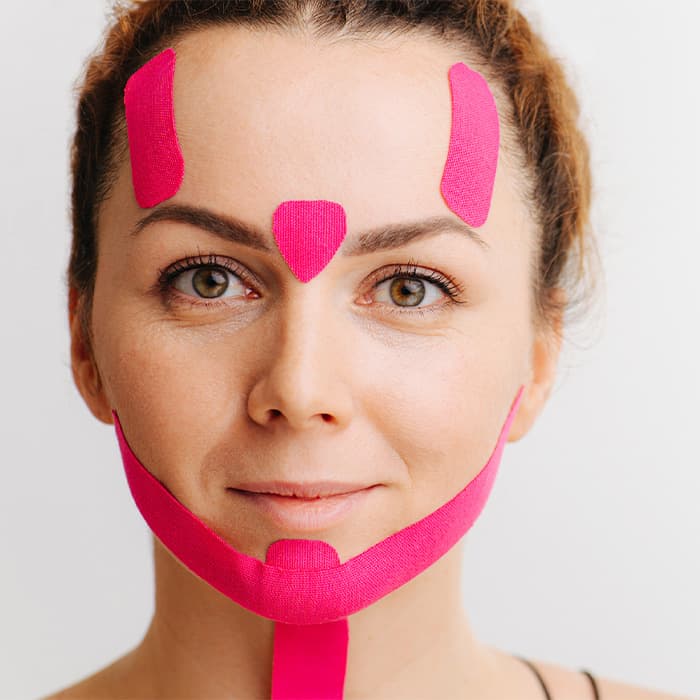Kinesiotaping estetyczny twarzy