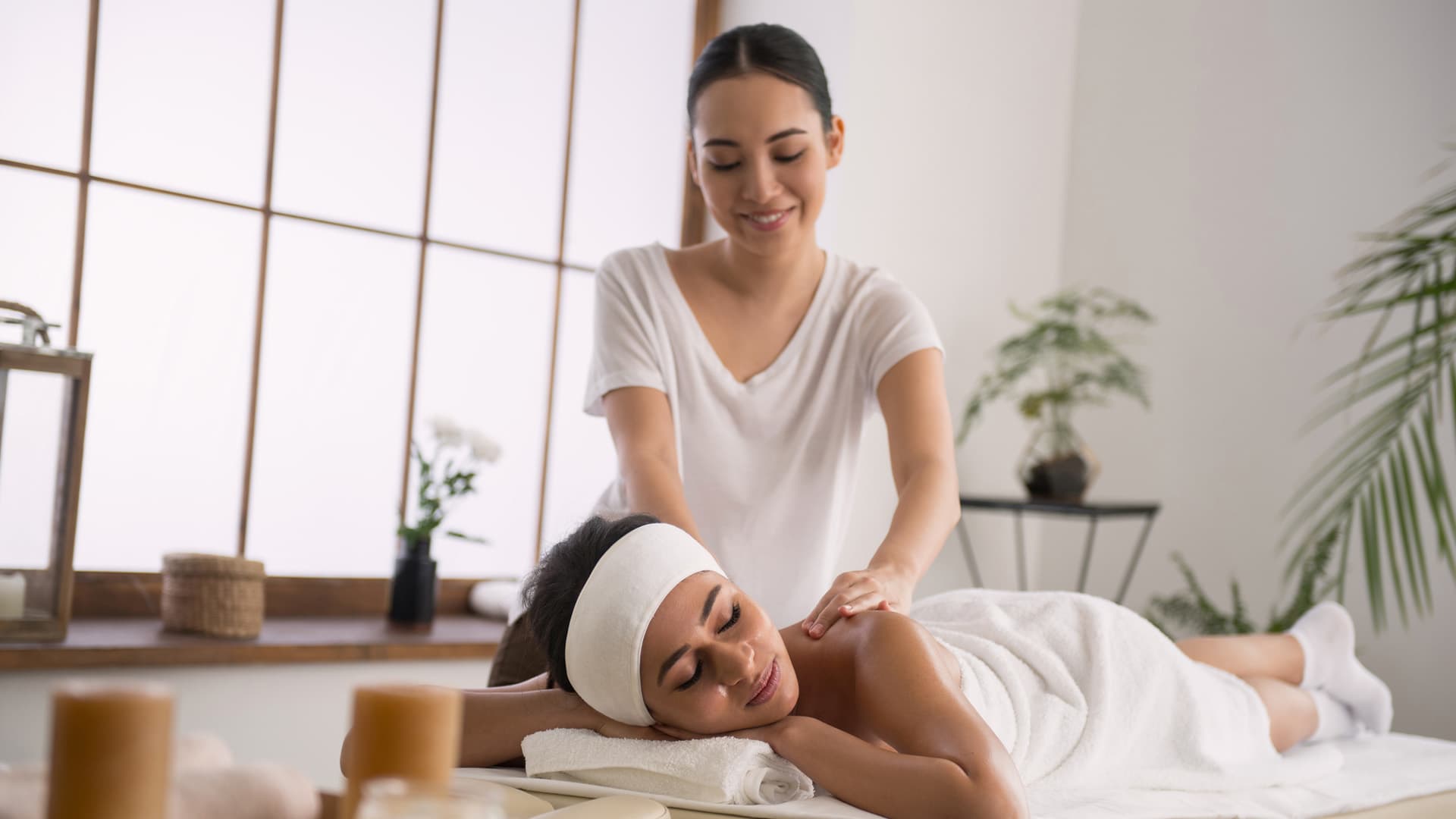 masaż w salonie SPA